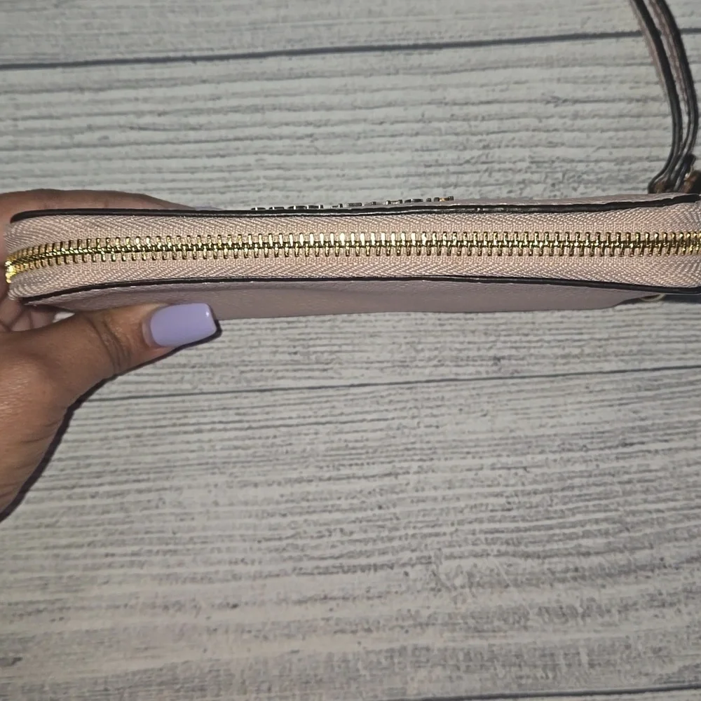 Michael Kors Pebbled Leather Smartphone Wristlet Light Pink/Gold